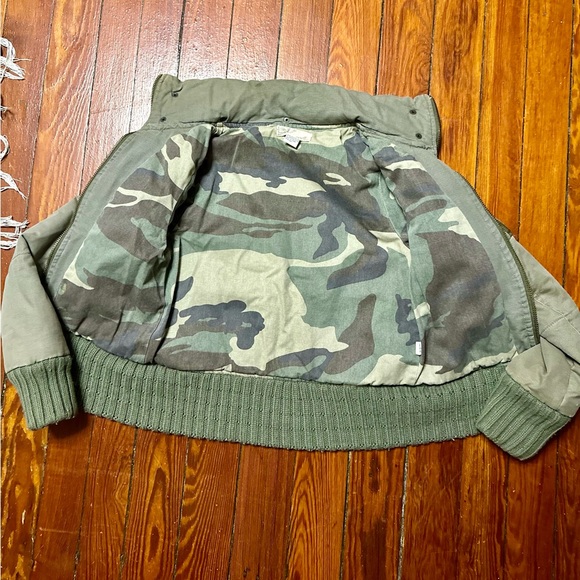 Women’s O’Neil Bomber Jacket size M - Picture 8 of 10